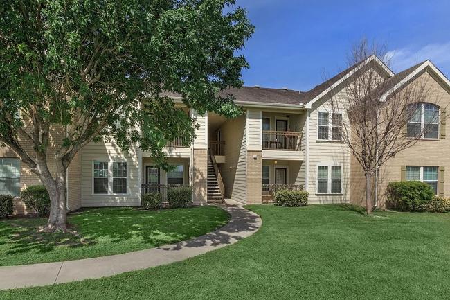 King's Crossing - 6 Reviews | Kingsville, TX Apartments ...