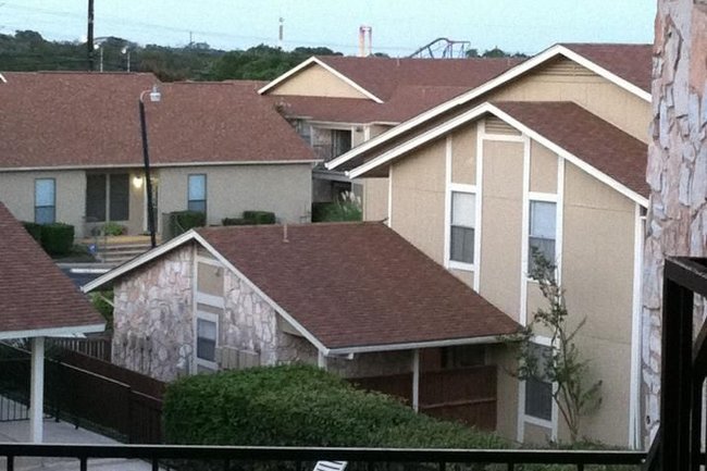 Chase Hill Apartments - 90 Reviews | San Antonio, TX Apartments for