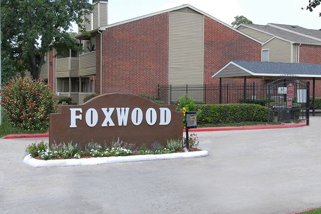 Foxwood Apartments - 76 Reviews | Humble, TX Apartments for Rent